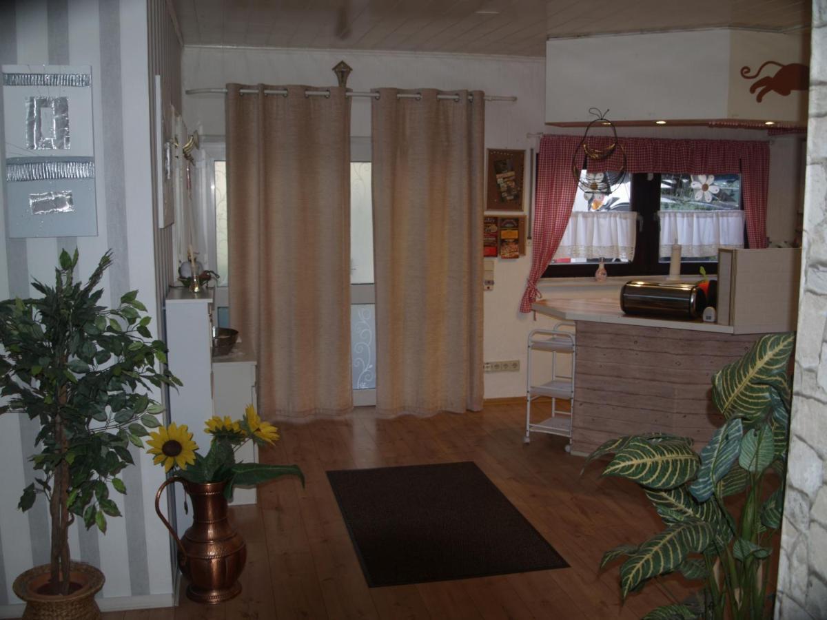 Wolfsschlucht Apartamento Wassenach Exterior foto